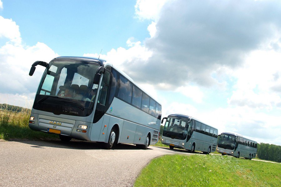 On the road with bus 7 from Nijmegen to Kraków, Poland. Good atmosphere in the bus. Relaxed, good conversations. Fantastic bus drivers. Moving songs from Ukraine 🇺🇦.