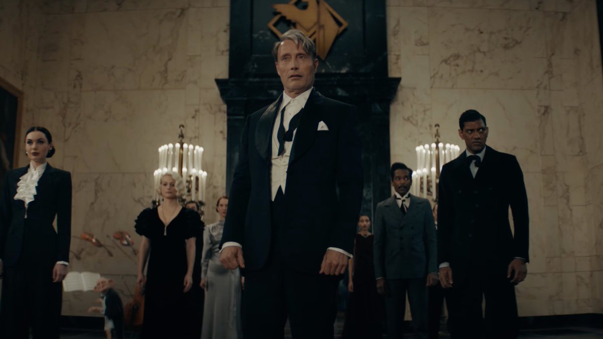 Фантастические-твари 3 тайны Дамблдора. Фантастические-твари Дамблдор Мадс Миккельсен. Гриндельвальд в фантастических тварей 3. Фантастические-твари тайны Дамблдора Гриндевальд