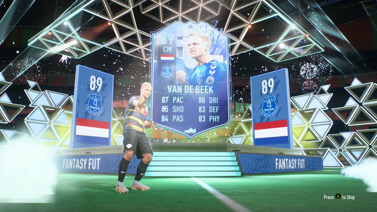 LAZYEAFC8's tweet photo. Mega pack from ligue 1 sbc! #FUT22 #FIFA22 https://t.co/MhXIuTwdVl