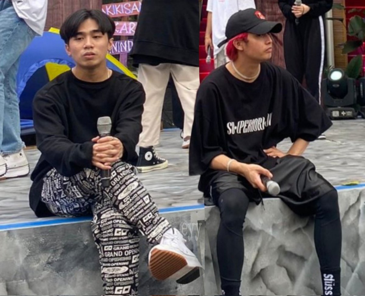 trees__v's tweet photo. "Kabit na                  "naitabi ko kaya
naman                        yung mga
iniisip neto"               sinampay?" 

@SB19Official 
#STANWORLD #SB19 https://t.co/iKbps4I8Cg