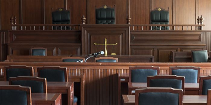 enthumjwsk's tweet photo. ( mama mo ) objection your honor. 

— Atty. Jeon found himself infront of his ex, Atty. Kim debating inside the court. 

"Objection your honor!"

"Mama mo objection." https://t.co/GT8KrPTDLy