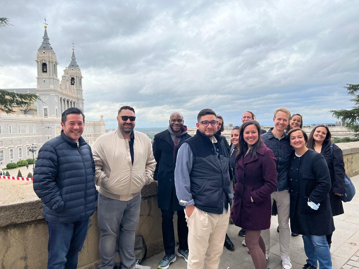 Today we have welcomed the #YLP2022 Cohort in Madrid! 

After a cultural tour through Madrid de los Austrias guided by <a href="/WalkandEatSpain/">WalkandEatSpain</a>, participants are ready for the week ahead!