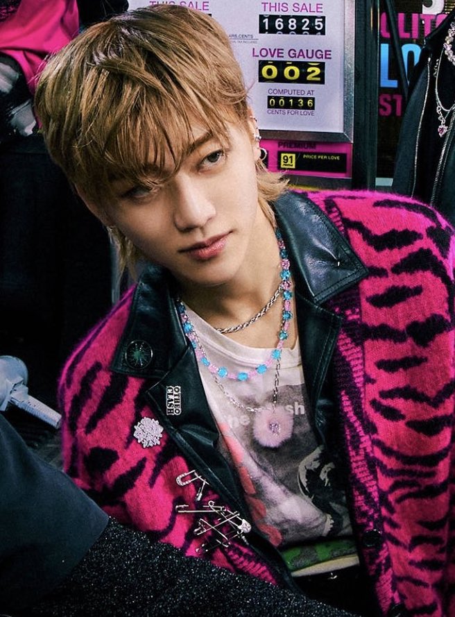 jungwooyy's tweet photo. mullet daddy https://t.co/pyeAJcxh2V