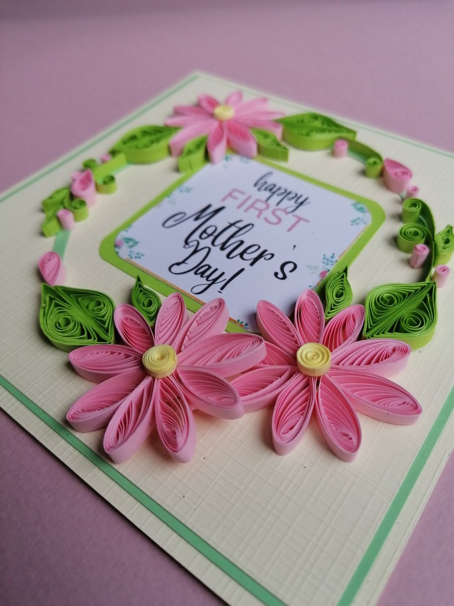 PaperMagicByJR's tweet photo. First Mother’s Day Quilling Card https://t.co/DnFul8gpvD 
#MothersDay2022 #PaperMagicByJR #CraftBizParty #SmallBusiness https://t.co/16s8vRrEE6