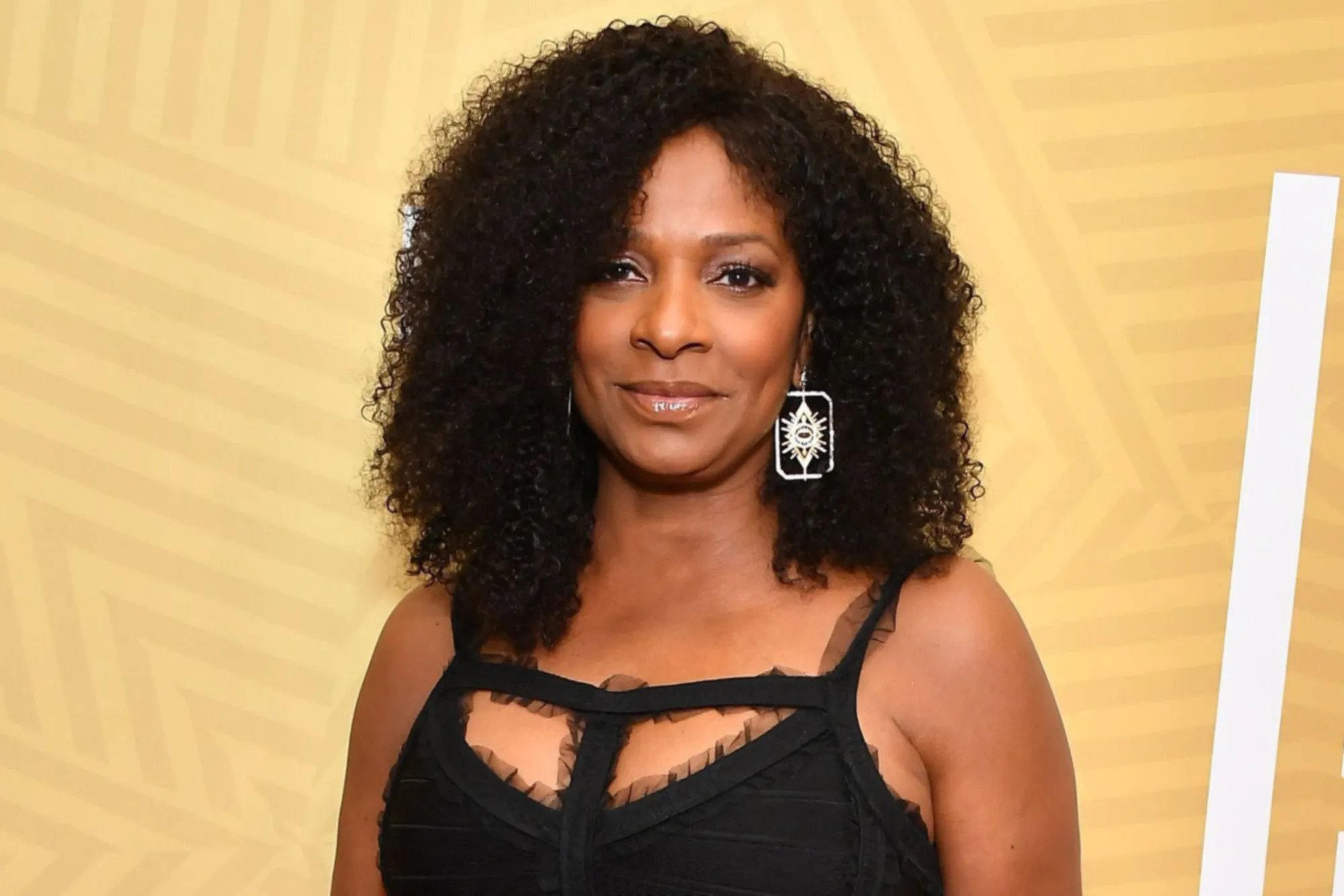 Happy 65th birthday to actress, dancer, and eight-time NAACP Image Award nominee Vanessa Bell Calloway. 