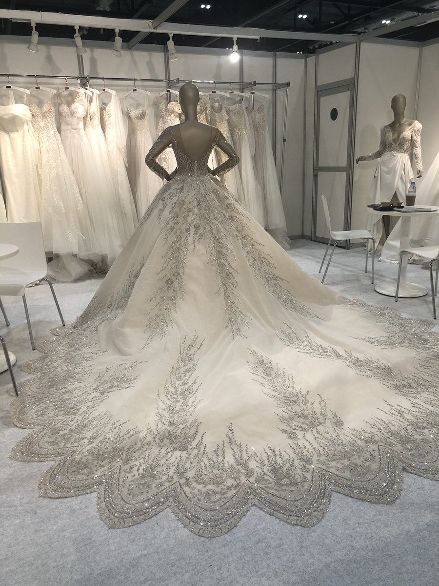 See this amazing gown from Serena Moda #bridalweek #uk #london #weddings #bridalgown