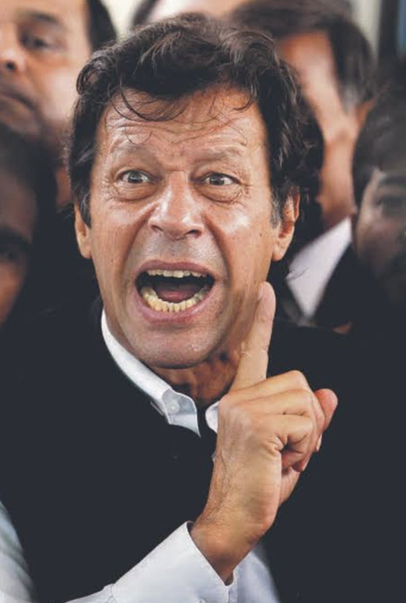 sharjeelinam's tweet photo. Imran Thakray’s attitude shows that he is above the law. His message for his youthias is confrontation, clash, violence. His target is opposition and sensitive institutions of Pakistan 🇵🇰. https://t.co/M12UPszsNI