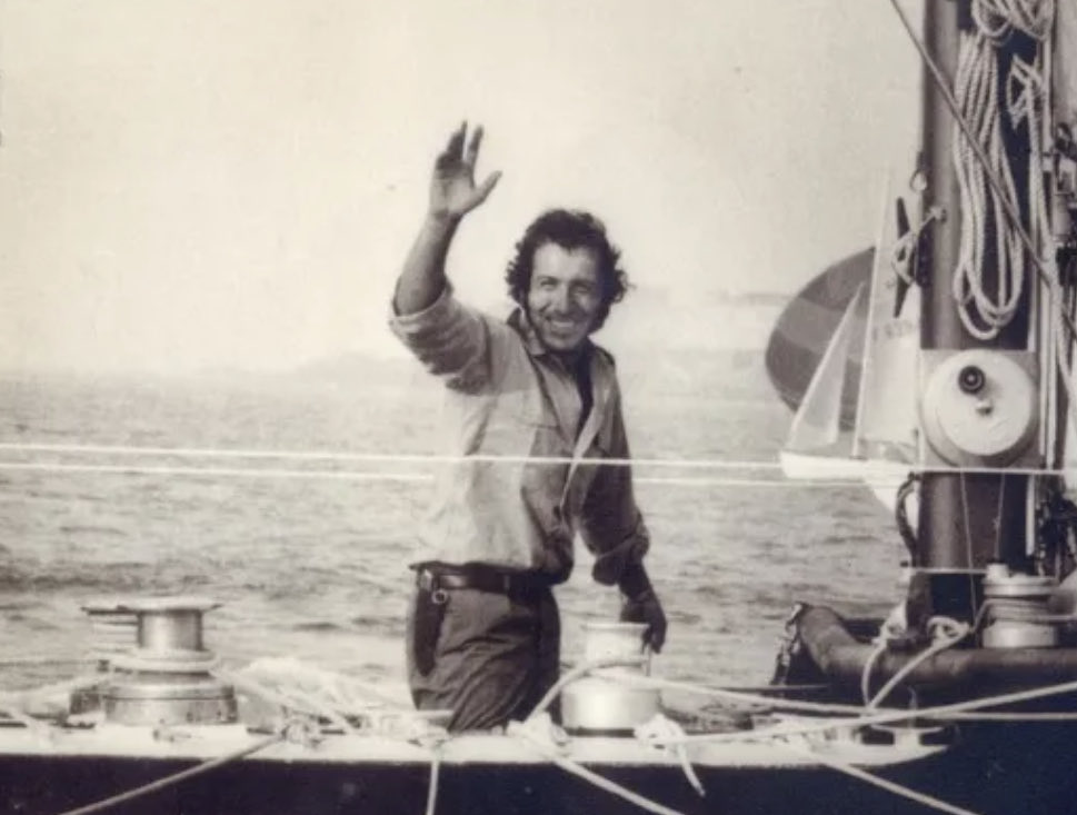 TrinckquelPh's tweet photo. 🇻🇦16/10 Karol Wojtyla 🇵🇱,Jean-Paul II, est le 1er pape non italien depuis 1522
🇫🇷16/11 Alain Colas sur #Manureva disparaît lors de la 1ère @routedurhum
🇮🇱08/12 Mort de Golda Meir
🇩🇿 27/12 Mort de Houari Boumédiène
😉 pour @Gendarmerie_029 @chtournant fête ses 1 an 🕯 https://t.co/u3Lc8kTFGk