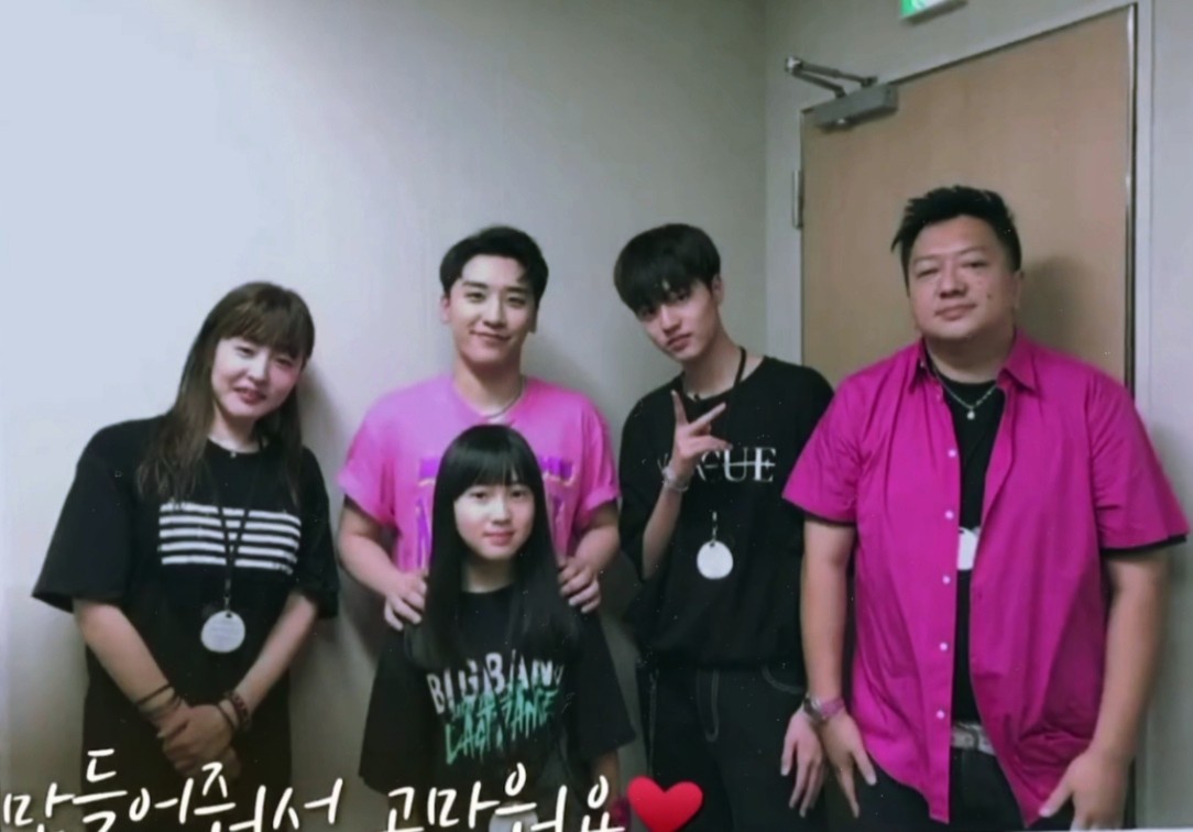 02hwangwatanabe's tweet photo. Bring back this moment when Haruto's family watched Bigbang's "Seungri" concert🥰

#HARUTO #하루토 #ハルト #温斗 #To_Ruto @treasuremembers https://t.co/faUoEv2gaJ