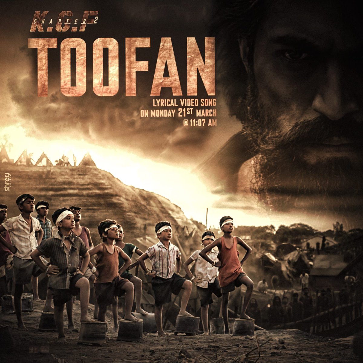 YashSouthFc's tweet photo. “ Munnugo sidila kidi kichchivane ”

#Toofan #KGF2 @TheNameIsYash #KGFChapter2 https://t.co/9rHFeqamde