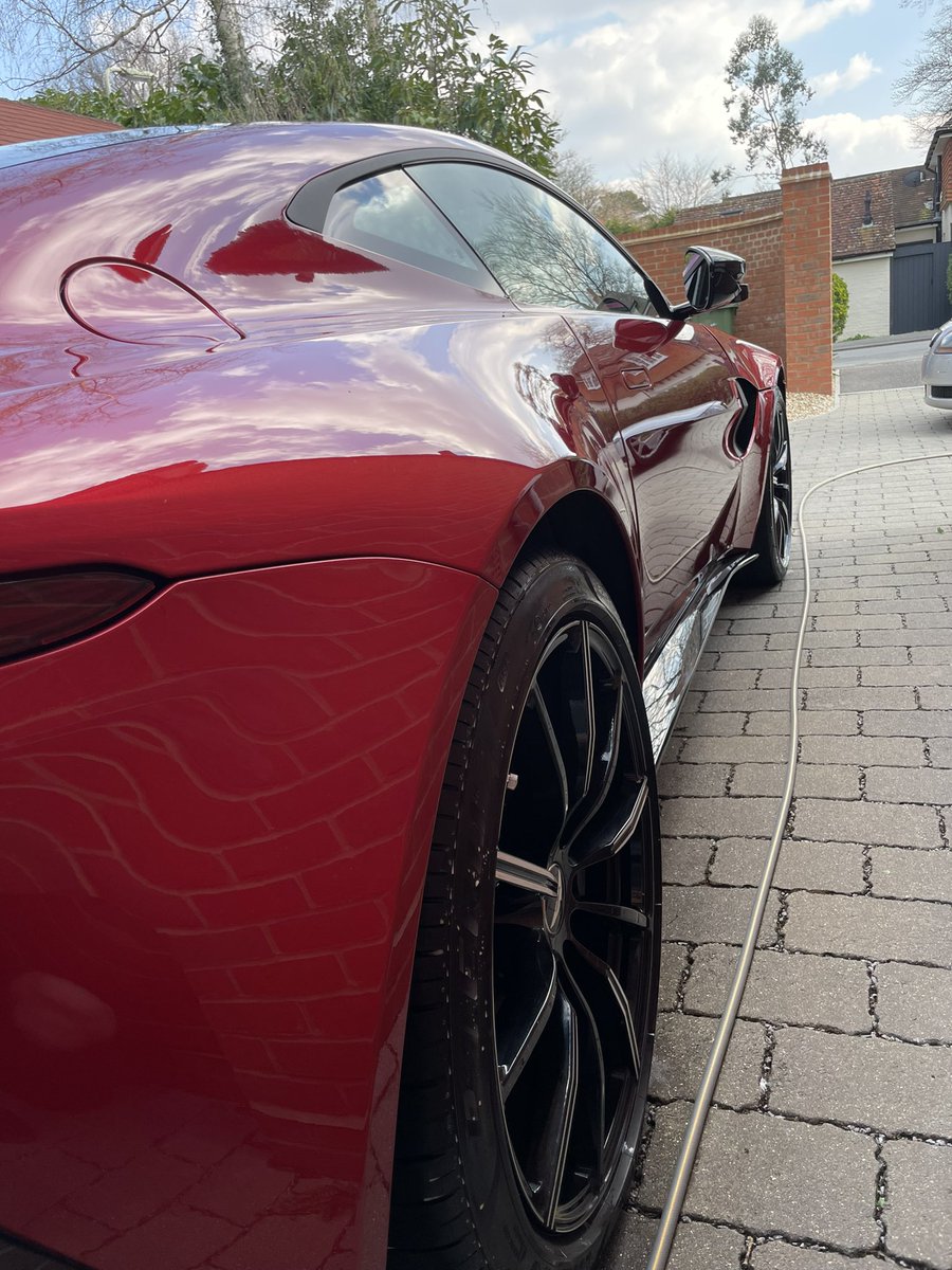 TweetMeUpScotty's tweet photo. The Hyper Red paint always amazes me in the sun. Such a lovely colour especially after some Gtechniq Quick Detailer.
#Astunday #sunny #hyperred #vantage #gtechniq https://t.co/GK4lGhBBLF