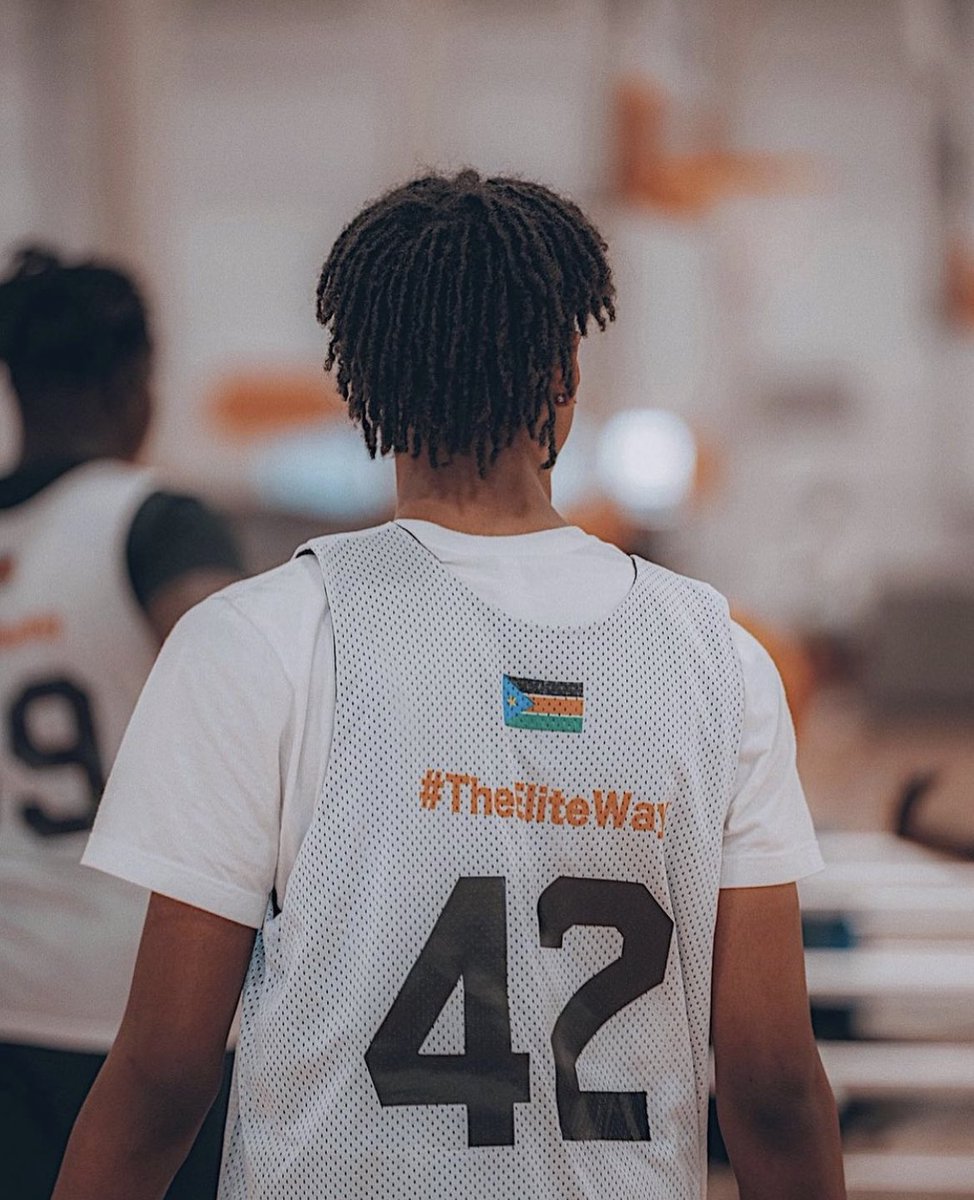 SoeliteBBall's tweet photo. Congratulations to 2022 Max Bullard on his commitment to Bridgewater College! One of my day ones &amp; I couldn’t be more proud of him. This kid will be a breakout player at the next level as he continues to put it together #TheEliteWay https://t.co/uZOKGLCxcw