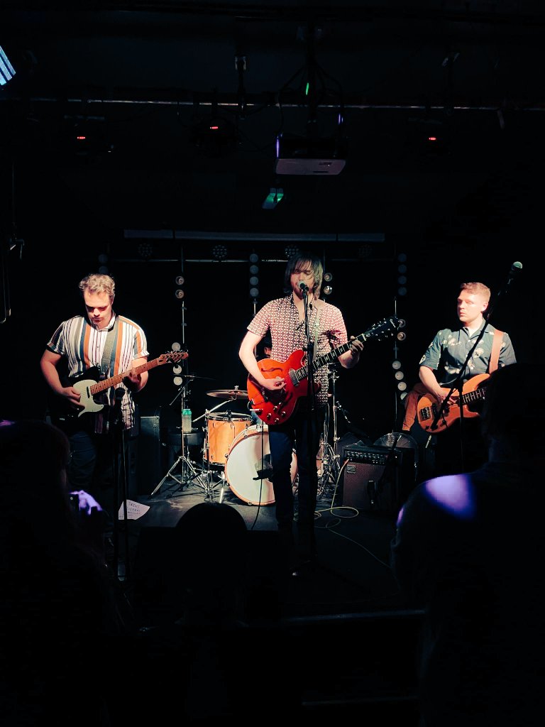 Last night was electric.

Huge thanks for the brilliant support <a href="/TheVictoria/">The Victoria 👑</a>. It was great fun to play our music to such an awesome crowd and we hope you all enjoyed the night.

Thanks to <a href="/TheCatapultClub/">The Catapult Club</a> for putting on the show and we'll see you next <a href="/giffardarms/">The Giffard Arms</a> on 7th April!