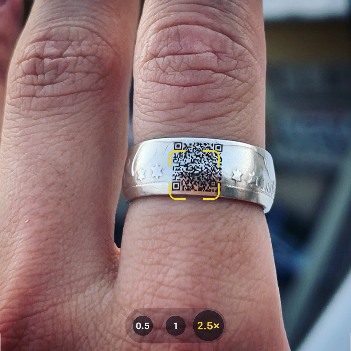 CryptoRingz's tweet photo. Wearable cryptocurrency wallet @CryptoRingz https://t.co/RttzV13qhn