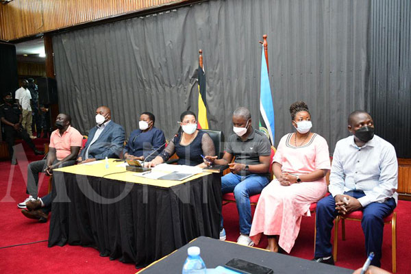 DailyMonitor's tweet photo. PHOTOS: Deputy Speaker @AnitahAmong reacts as she, alongside PM @RobinahNabbanja, Govt Chief Whip @Thomas_Tayebwa and other MPs/govt officials update journalists about the death of Speaker Jacob Oulanyah at Parliament on March 20, 2022.
#MonitorUpdates 
📸@DavyLubz https://t.co/IWTIuHyEZF