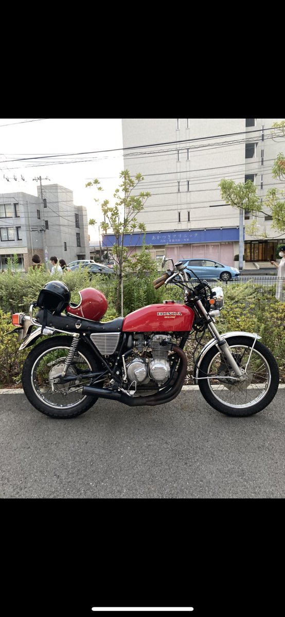 WxTxR1990's tweet photo. バイクの盗難に遭いました。
少しでも情報あればご連絡お待ちしております。
横浜市港北区近辺です。
よろしくお願いします。

#cb400f #cb400four #honda #バイク　#盗難　#拡散　#拡散希望 https://t.co/9uaJRWdqzx