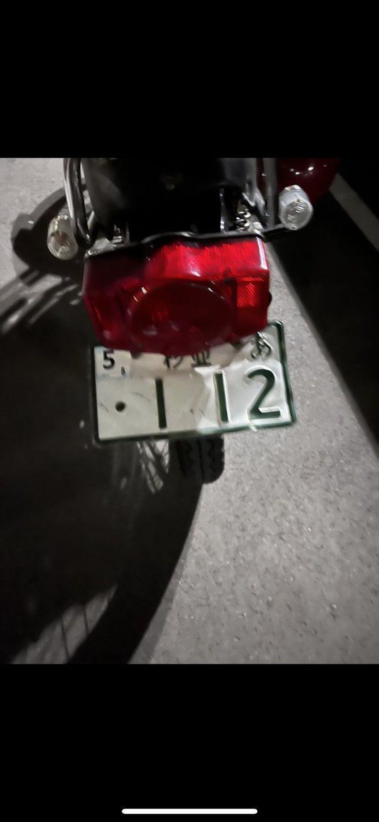 WxTxR1990's tweet photo. バイクの盗難に遭いました。
少しでも情報あればご連絡お待ちしております。
横浜市港北区近辺です。
よろしくお願いします。

#cb400f #cb400four #honda #バイク　#盗難　#拡散　#拡散希望 https://t.co/9uaJRWdqzx