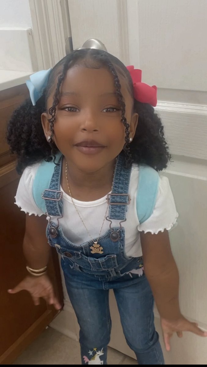 taethebaby's tweet photo. My daughter is dead ass my karma 😭😩😍 https://t.co/JxCVlMYGSm