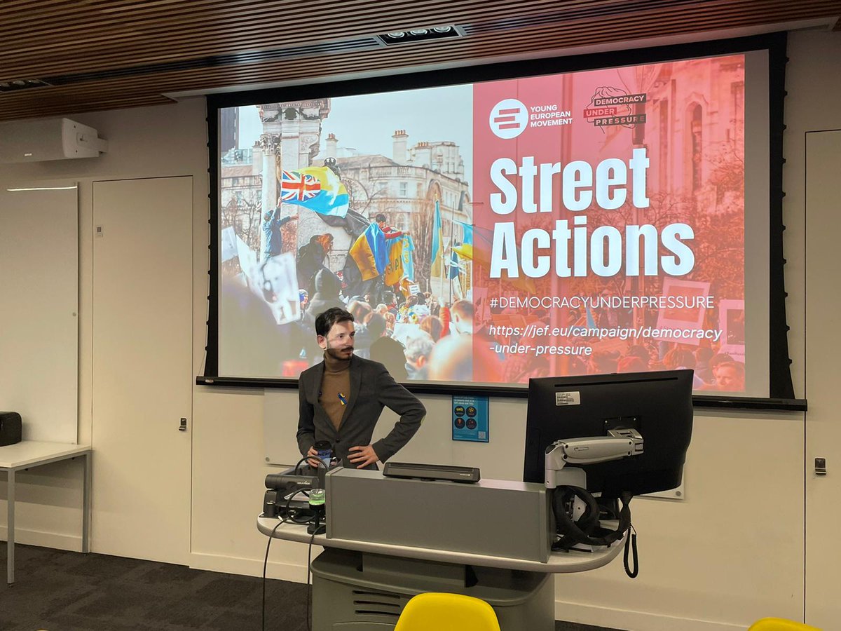 Martin_Penov's tweet photo. Today we wrapped up our 3-day launch event for #Beyond22 in Europe House and KCL, held our AGM and elected our new national board, and marched to support Ukraine with our #DemocracyUnderPressure. A new chapter for @youngeuromove has begun and I couldn't be more excited! https://t.co/fLajTgV2Cn