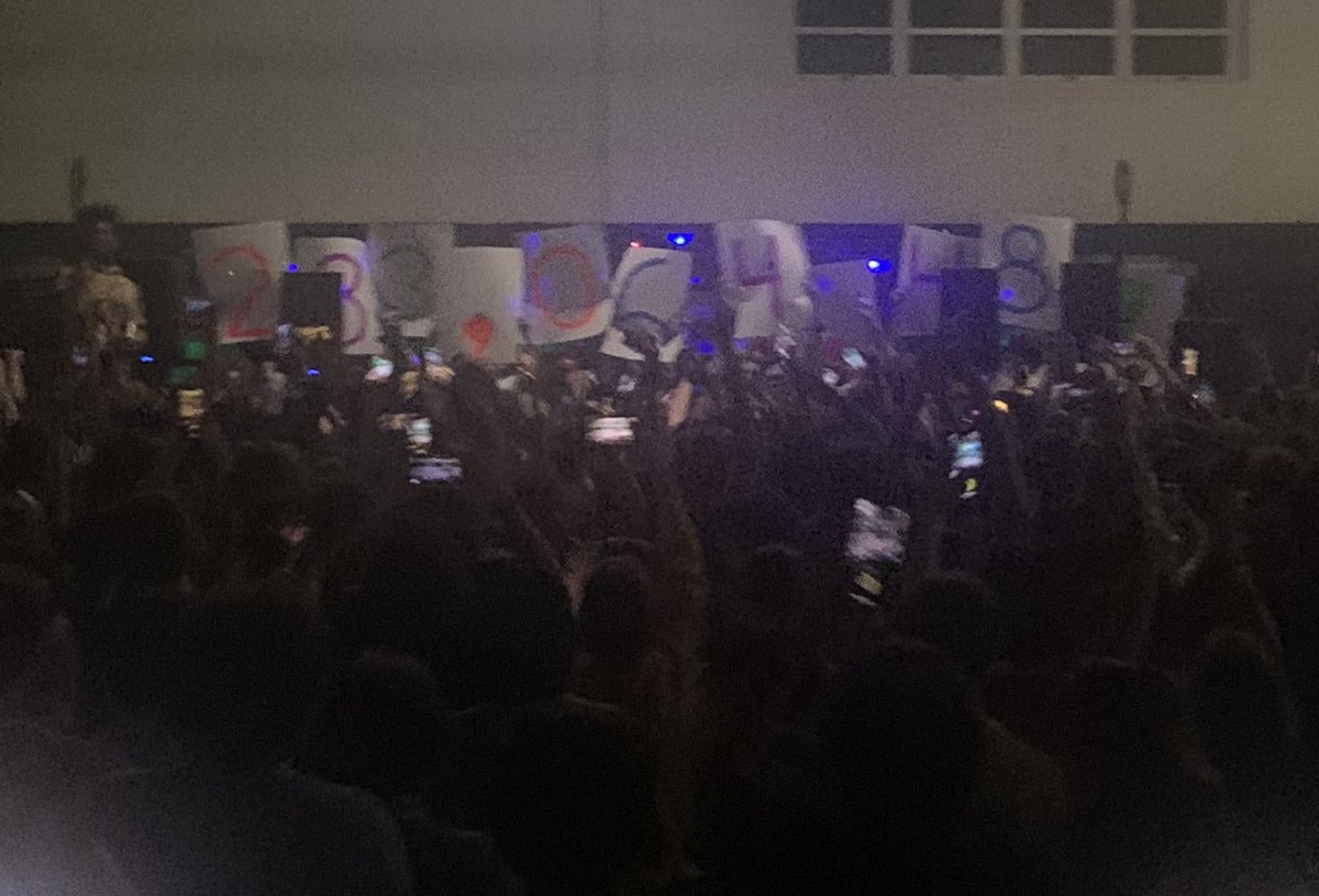 FrBeretta's tweet photo. The 10th annual #SALSTHON ends with the big reveal at 5 AM: that’s an astounding $283,064 raised by the students of @Salesianum, @UAwilmington, and @Padua_Academy for @BePositiveFdn in the fight against childhood cancer. #riSeUP https://t.co/Dm2OVyEFS6
