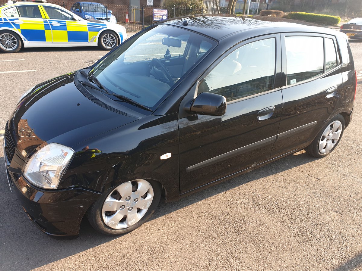 gmptraffic's tweet photo. Following a RTC on Lever St at the junction of Flether St Bolton, the driver of the Kia left the scene. Appears his reluctance to speak to #XT14 was to do with his lack of a full driving licence. He has been located and reported for due care and other RTA offences. Car seized https://t.co/fsPVpSmpXm