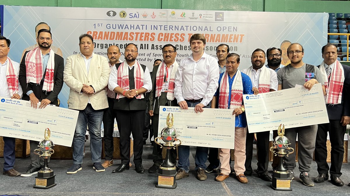 ChessbaseIndia's tweet photo. Pavel Ponkratov wins 1st Guwahati International GM Open 2022, @Nitin_chess third

Top 3
🥇GM Pavel Ponkratov 8.5/10
🥈GM Fawzy Adham 🇪🇬 8.5/10
🥉IM Nitin S 🇮🇳 8.0/10

📷Aditya Sur Roy and Niklesh Jain

#Chess #ChessBaseIndia #Guwahati https://t.co/YCZvFMhZ5i