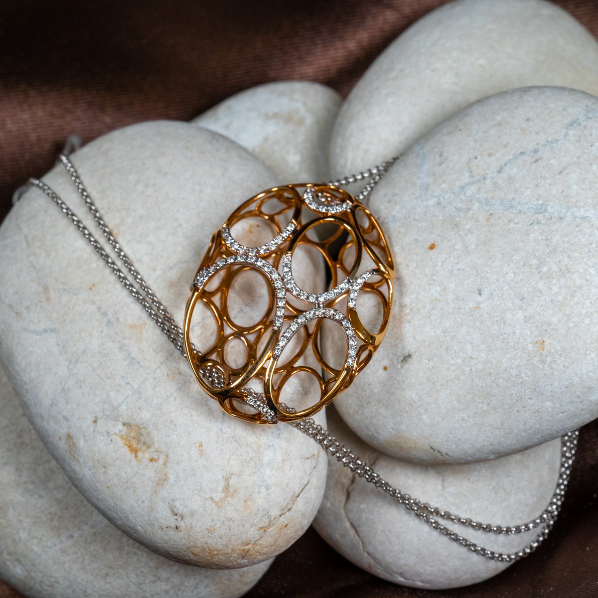 celestinmcg's tweet photo. A small sample of exclusive jewels Anita Jewels is offering 💎✨ https://t.co/RDeVRJLoV8
