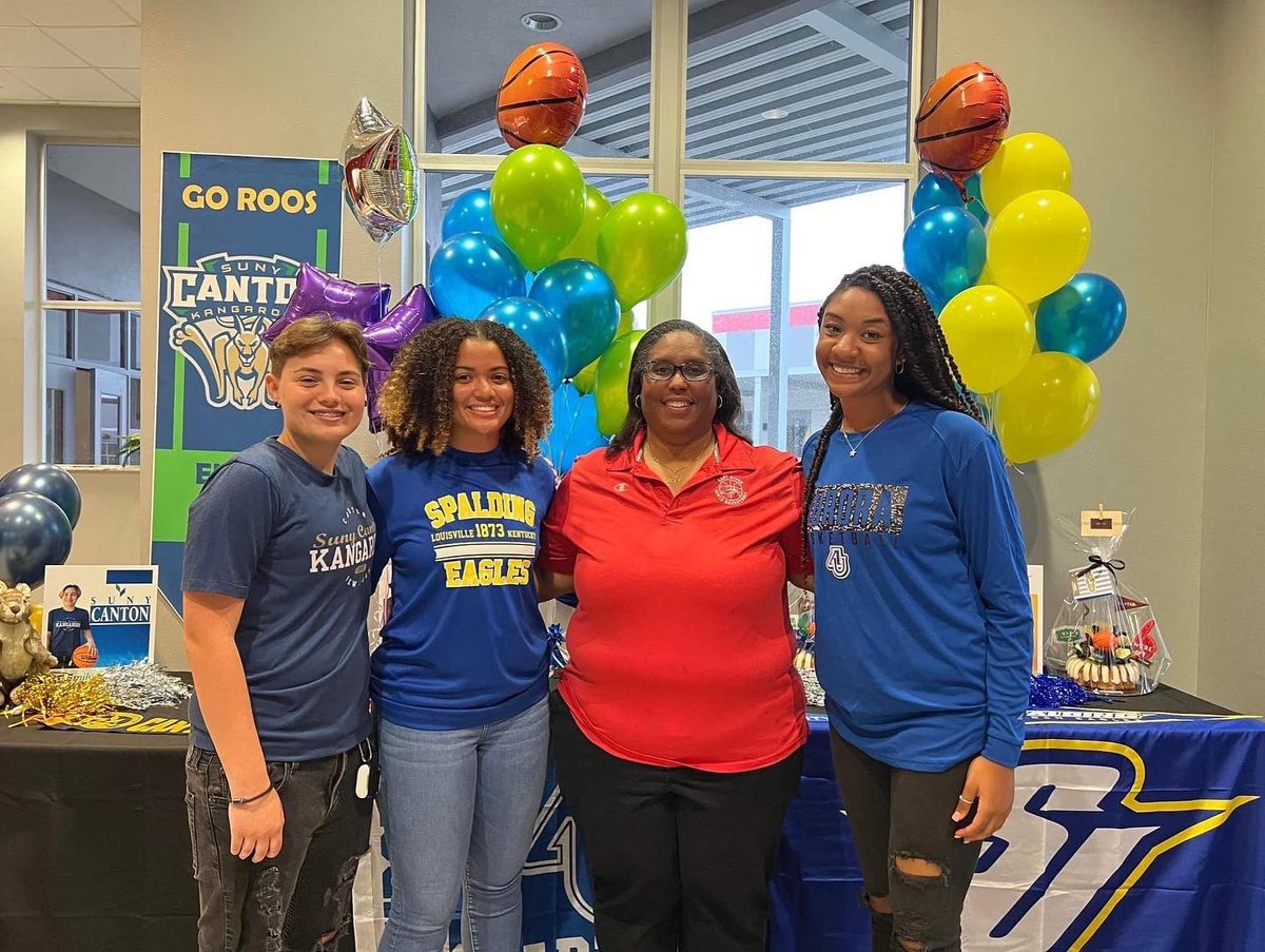 NicoleHollowel7's tweet photo. Thank you again @SpaldingWBB for the opportunity to keep playing the game I love at the next level. Also, thank you to everyone who came out to support. I can’t wait to get up there and get to work!!💛🦅 @Kylee_Gorby @girls_river https://t.co/3dsEBS3x4Z