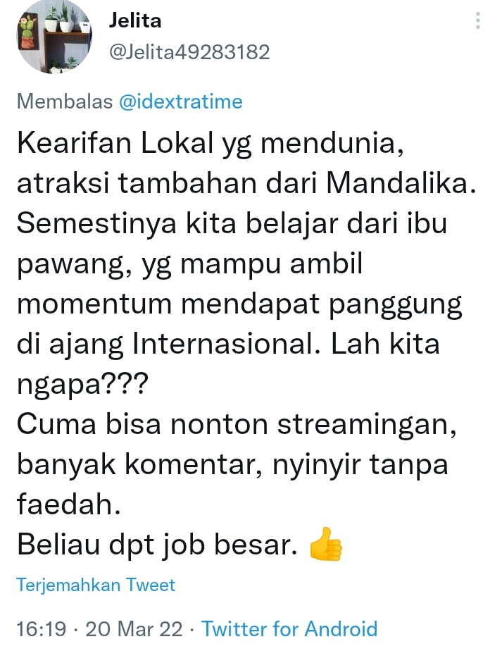Jelita49283182's tweet photo. @lucywiryono Saat hujan, tidak melulu ngeshot kru yg menunggu hujan reda, ada pengisi durasi. Ibu Pawang hujan yg epic banget. https://t.co/FtZkfYzThE