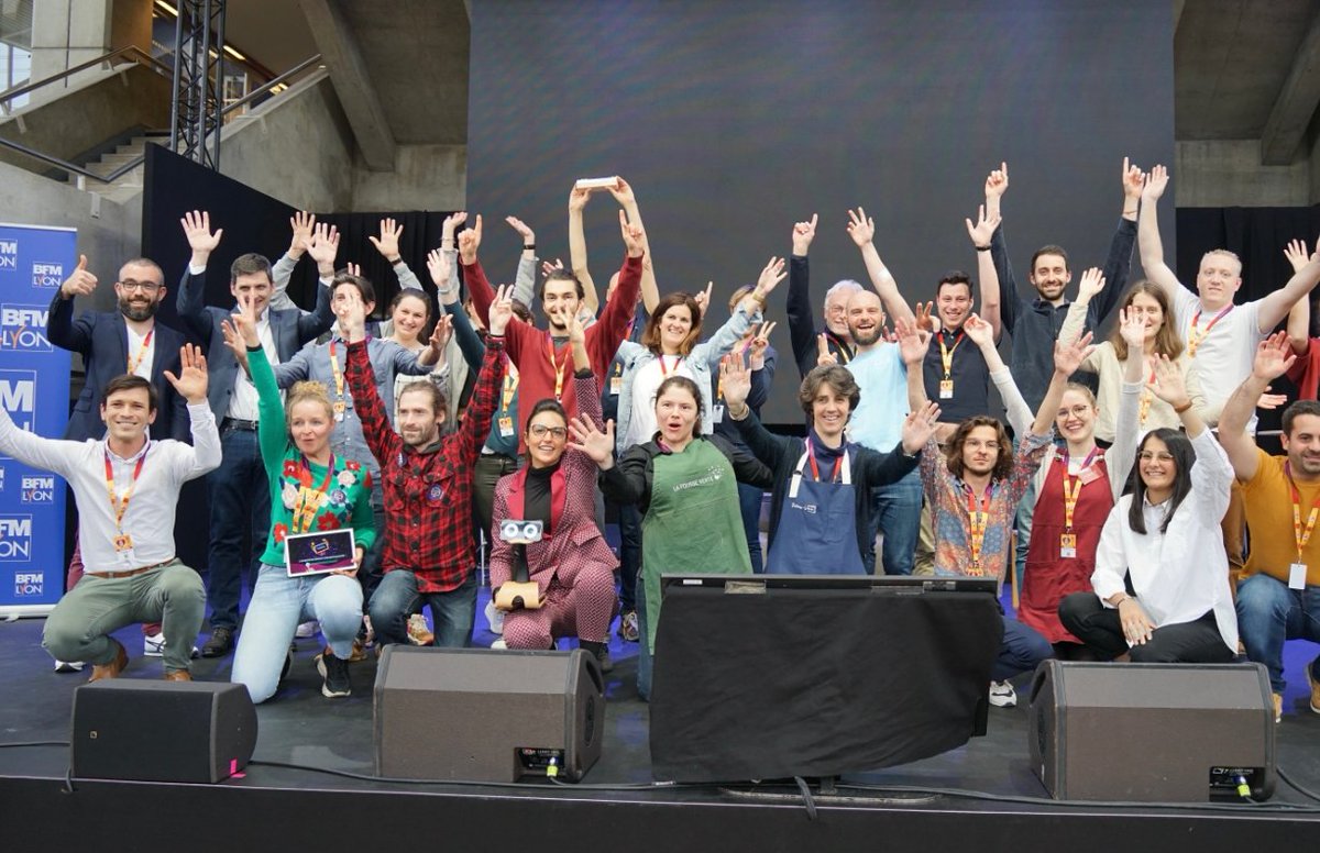foiredelyon's tweet photo. REMISE DES PRIX INNOVA’LYON 🏆

❤️ Nutrimoi remporte Le coup de coeur du public
💡 @BlickoFr remporte Le prix de l’#innovation
♻️ Nutrimoi remporte Le prix de l’#écoresponsabilité
👏 @PopotteDuck remporte Le prix spécial remis par @BFM 

Merci aux 25 #startups participantes ! 😊 https://t.co/k9ucwvYZs1