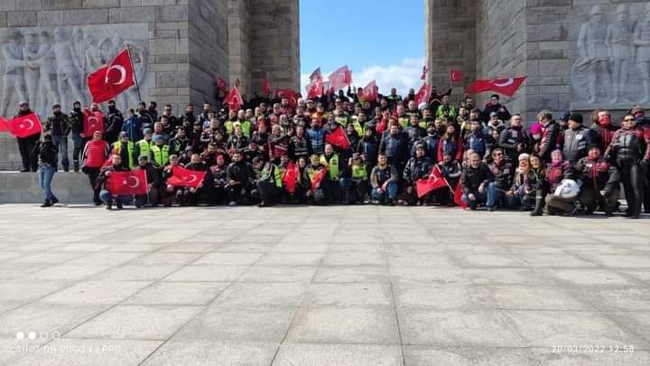 Bu gün Gelibolu da TMP nin öncülüğünde düzenlenen Şehitler bizi bekler etkinliğine katıldık