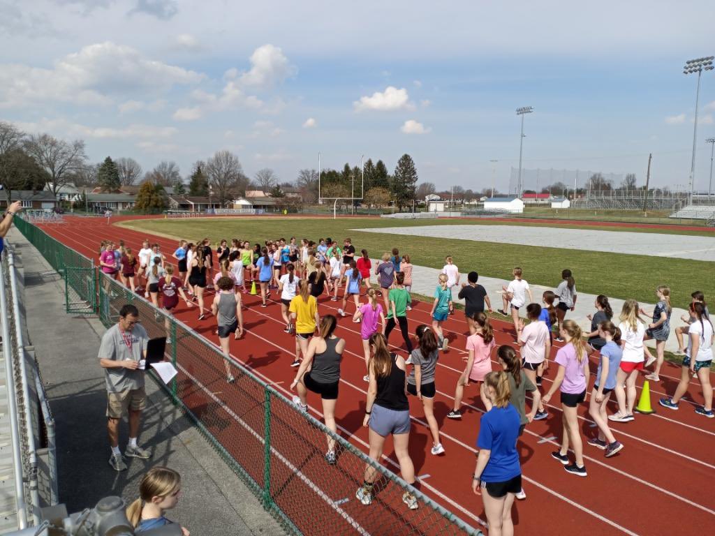 EtownF's tweet photo. Bears track &amp; field enjoying the warm spring days.  
For high school athletes this week: Tuesday is uniform hand out- report to the gym right after school ends
Wednesday is picture day
Thursday is the first meet at Milton Hershey. Let’s go Bears! https://t.co/t3KgelFKid