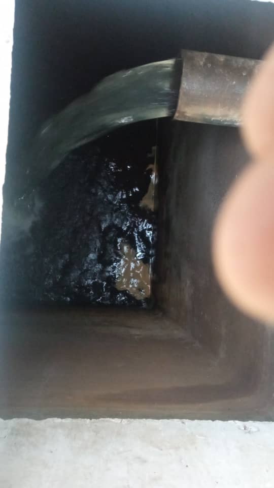 procasarapa's tweet photo. #Denuncia informan que está entrando agua mal oliente al Tanque3 que surte a parte Alta #NuevaCasarapa Sr. @HectoRodriguez @harolclemente la solución para cuando?Informen  que están haciendo para mejorar la calidad del agua.Merecemos respuestas tangibles #ExigimosAguaDecalidad https://t.co/VCyvRBmMGj