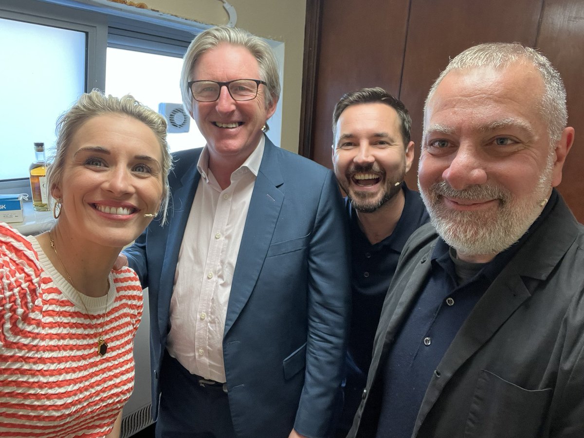 martin_compston's tweet image. Hard to describe how amazing last night was. Thank you to the staff at Port Glasgow Town Hall, the wonderful supportive crowd, Jed/Vicky/Adrian 🙌 all our sponsors, host @gordonsmart and the reason we do this the amazing staff @ArdgowanHospice - recorded version streams tomorrow!