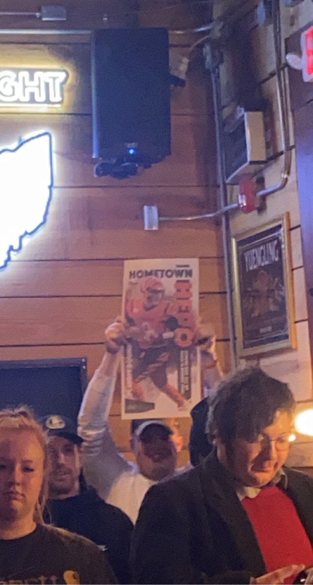 ClaireSonger's tweet photo. #BestBarStephens #BarstoolBestBar my home away from home https://t.co/TC32e90sQb