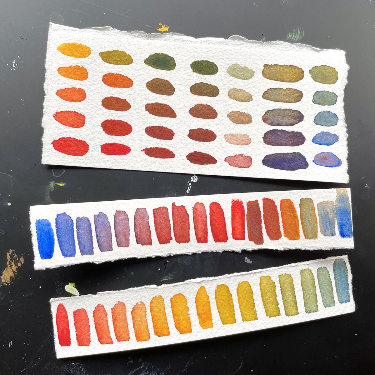 britchida's tweet photo. I’m writing about my approach to making colors that work well together, dealing with “mud,” and developing your own sense of personal color palette in a way that feels natural. https://t.co/TyjYNAVlnZ https://t.co/E1rZHASfoN