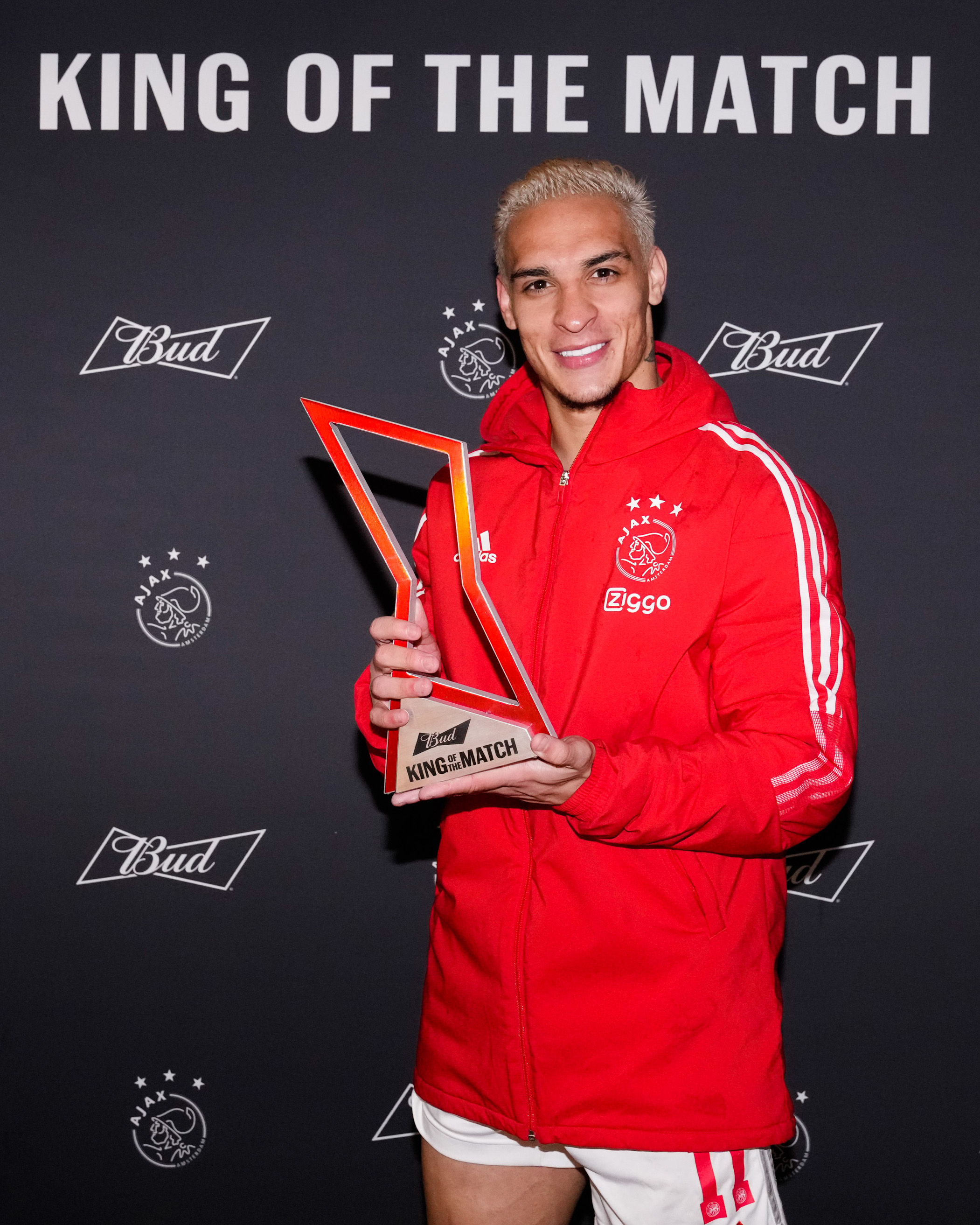 Antony Santos (antony00) / Twitter