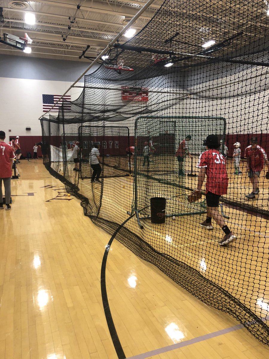 AvonworthBB's tweet photo. Round 2 of the Avonworth HS Baseball Clinic- minor league and little league players learning and showcasing their skills!
#Lopesbaseball #Community
@AvonworthA @Avonworthschool https://t.co/x2ywuqrJpd