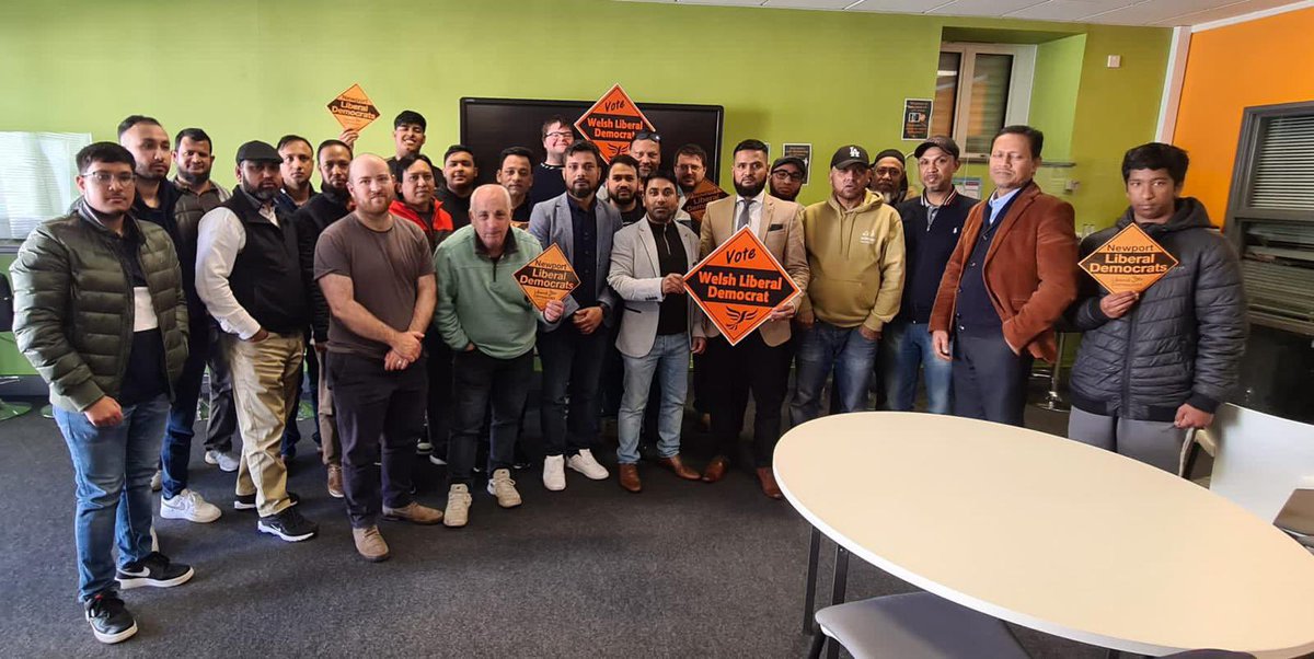 Was such a privilege to meet with people from Newport’s Bangladeshi community today. Supporting our two candidates in #Pill. Lots saying they’re going to support us for the first time this year, after decades of Labour. #newportneedschange