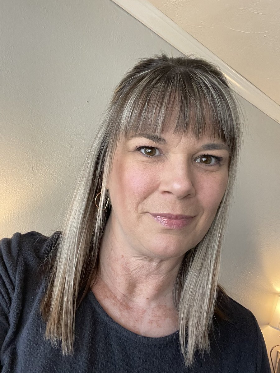 tricialouton's tweet image. My progress so far! First pic 2/12/22, second pic 3/13/22 
#plexustriplex #plexusjoyome