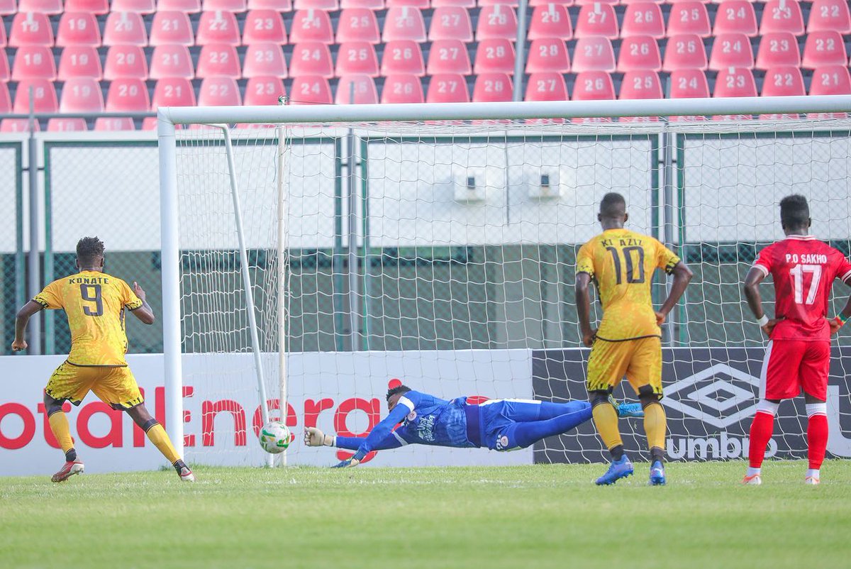Sokaonline_'s tweet photo. Air Manula (@28_manula) 🧤

42': Asec Mimosas 🇨🇮 2-0 Simba Sc 🇹🇿 

#TotalEnergiesCAFCC https://t.co/HXkyplcPVt
