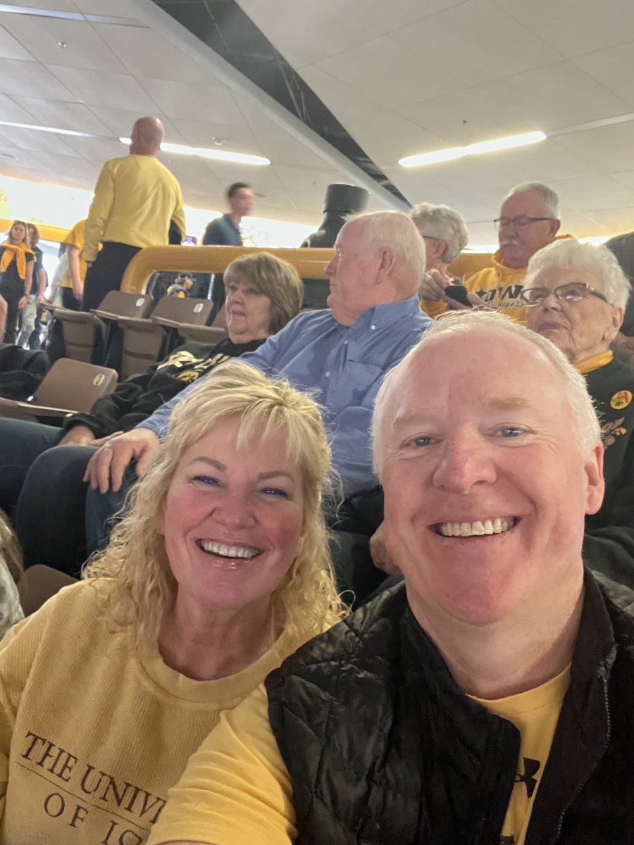 nic_ras30's tweet photo. #GoHawks #Marchmadness https://t.co/W1XafojdhT