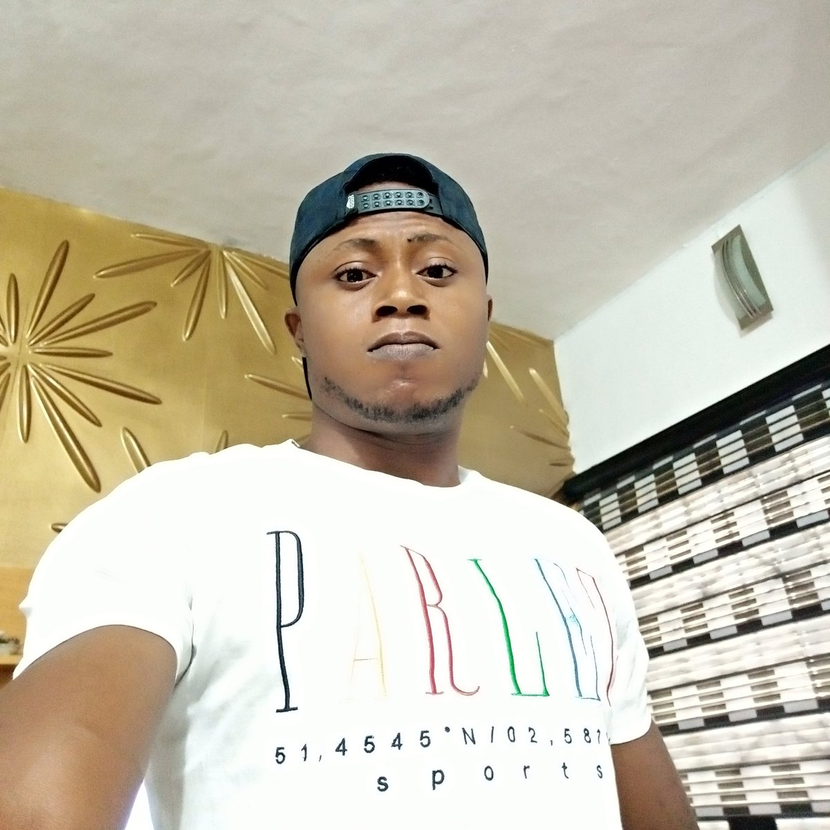 Adeyeye91128481's tweet photo. #NewProfilePic https://t.co/mQdUx7pNdr