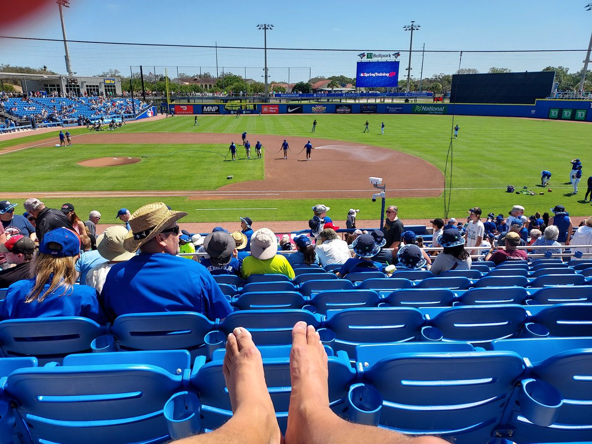 JoeTravelLarge's tweet photo. #tdballpark 
#torontobluejays 
Play ball! https://t.co/NYlDiOJpzw