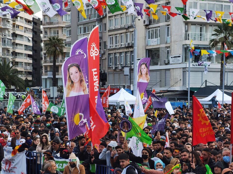 HDP İzmir Genç Kadın tweet media