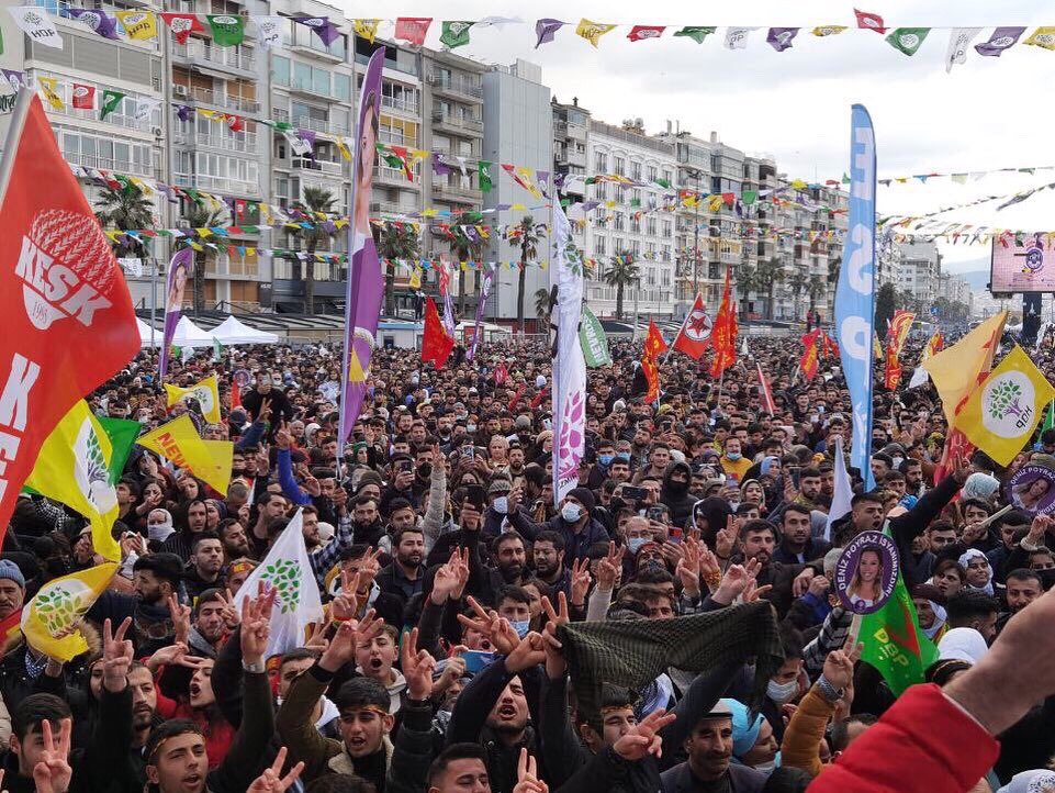 HDP İzmir Genç Kadın tweet media