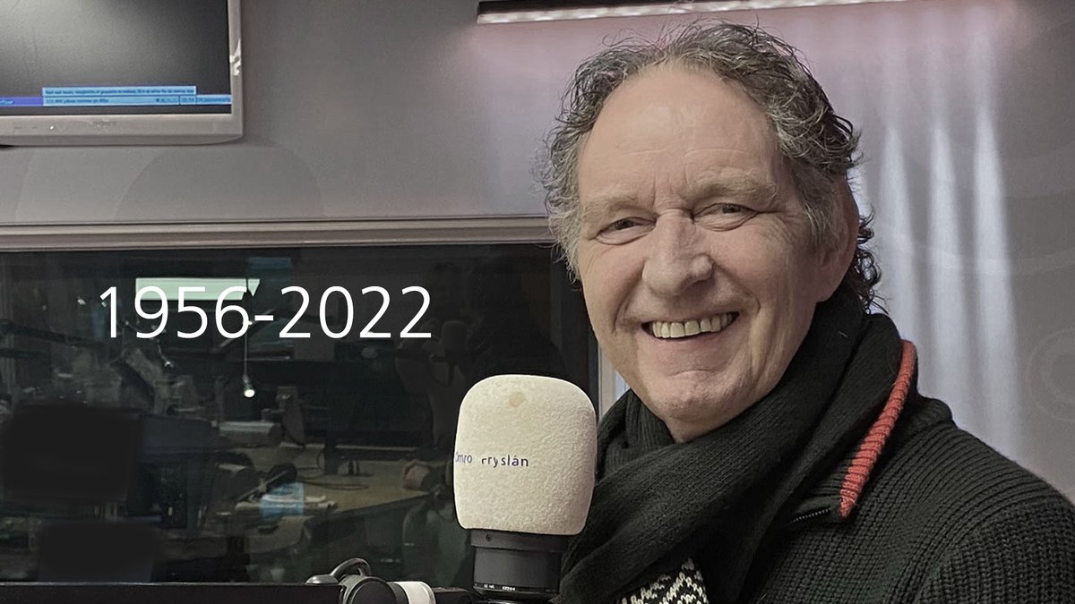 OmropFryslan's tweet image. Waarman Piet Paulusma is op 65-jierrige leeftiid ferstoarn. Dat meldt syn famylje. Hy wie mear as 36 jier de fêste waarman fan Omrop Fryslân. ▶️ omrop.frl/igcq