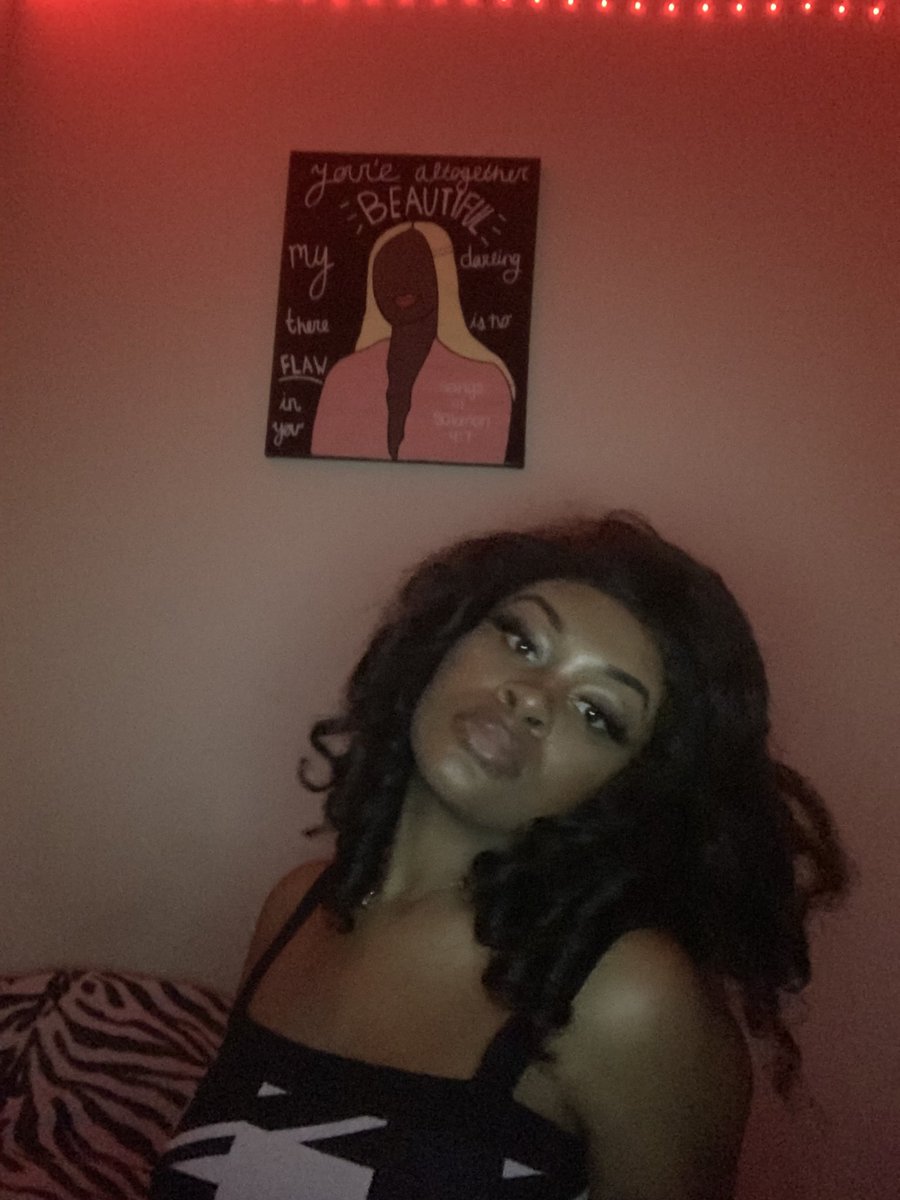 _br33__'s tweet image. ❤️