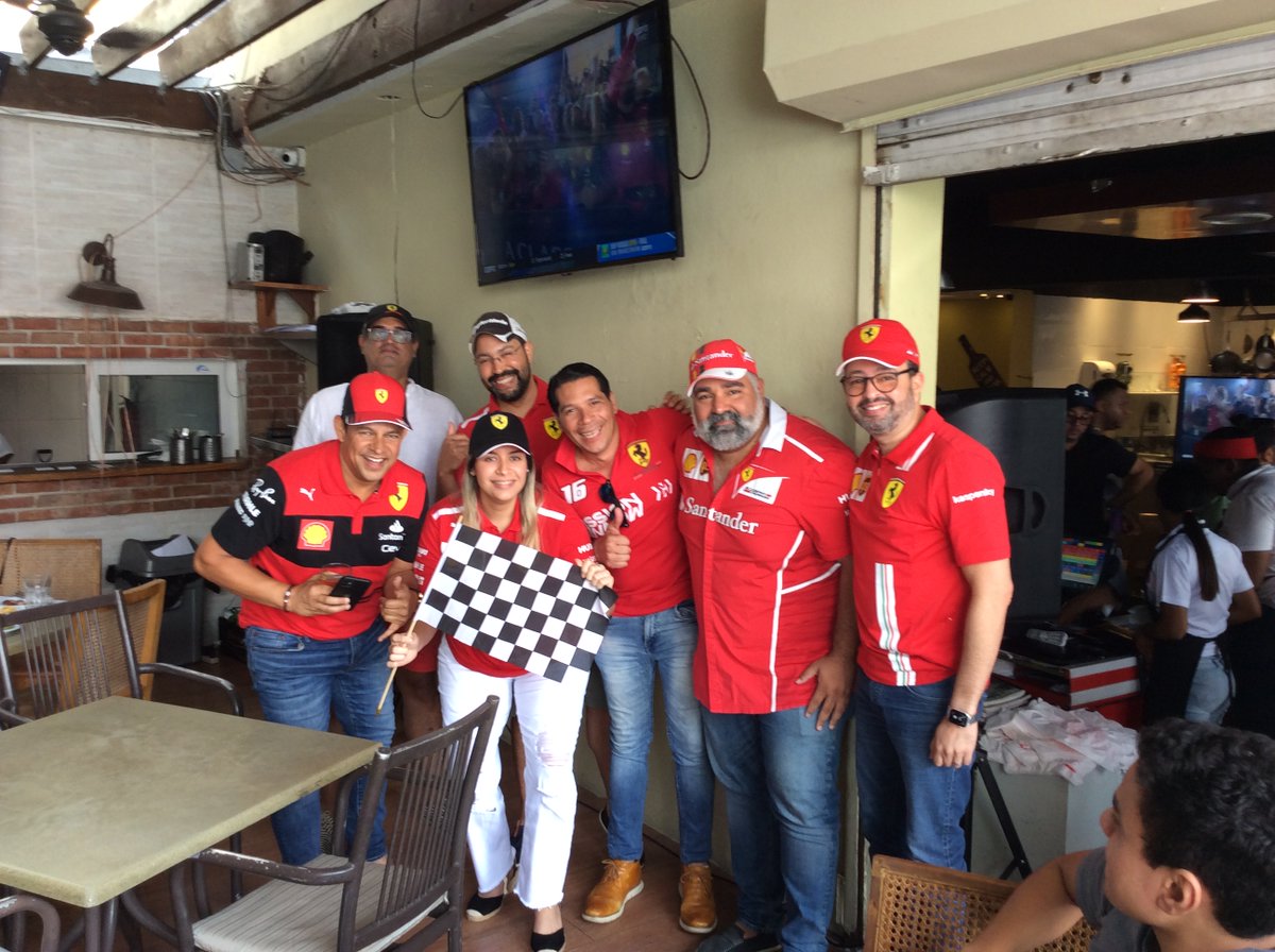 PpandeloF's tweet photo. Las tropas Rojas , los Tifosis de la @ScuderiaFerrari  NO hay más júbilo en el #mundoF1 @tertuliaF1 con @PpandeloF
en #JustGrill https://t.co/I4Bq95jLtL