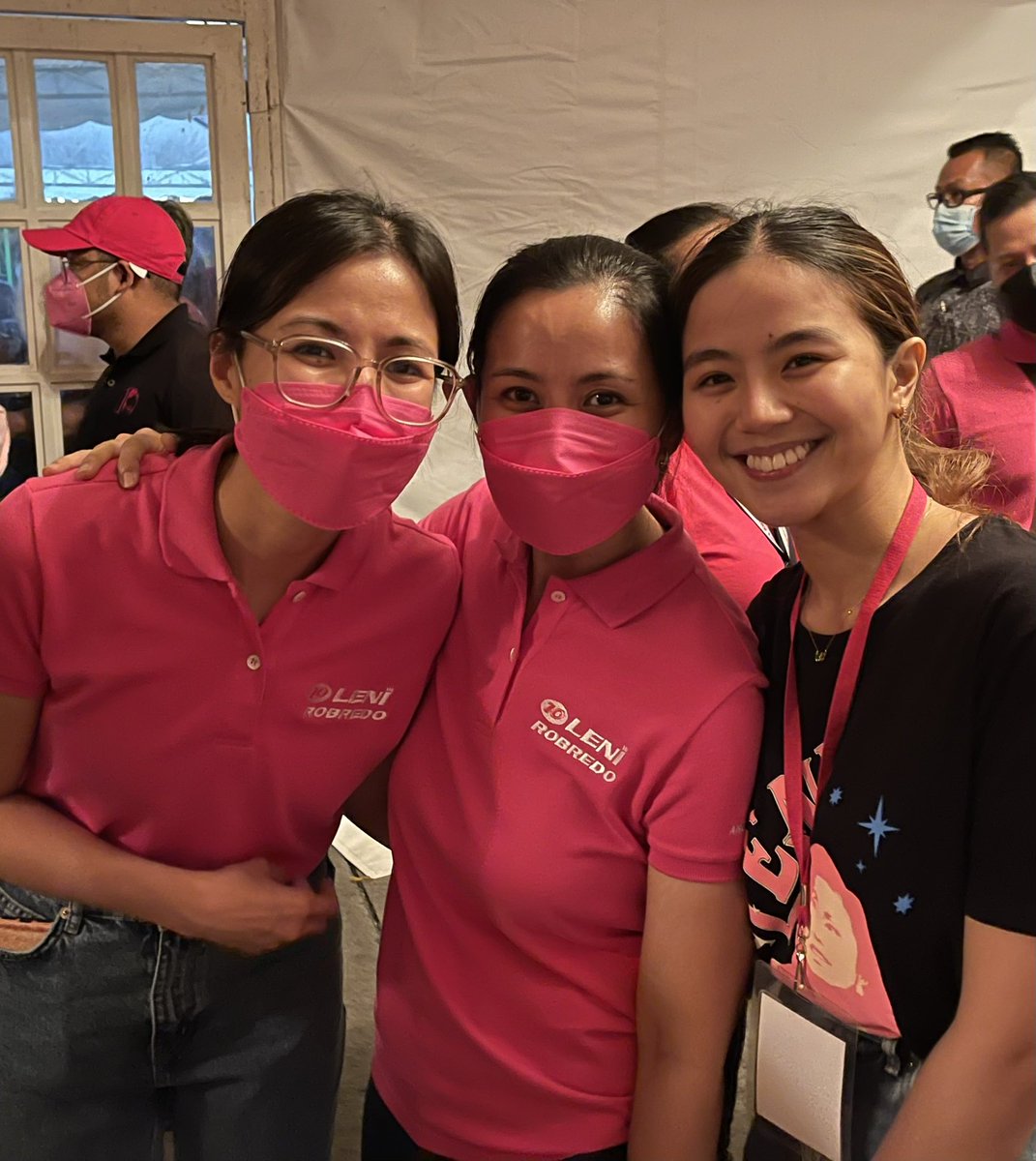 milesocampo_14's tweet photo. me as the paboritong anak: @jillrobredo 😅 
nice to meet you, ates 💕💕💕💕 @aikarobredo @jpgrobredo https://t.co/SImvw4eUPU